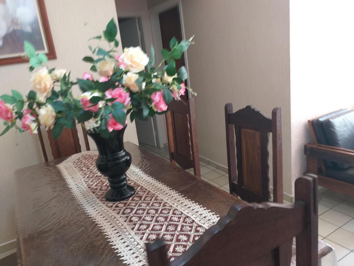 Apartamento Climatizado , Praia Grande, Ubatuba Sp Exteriör bild